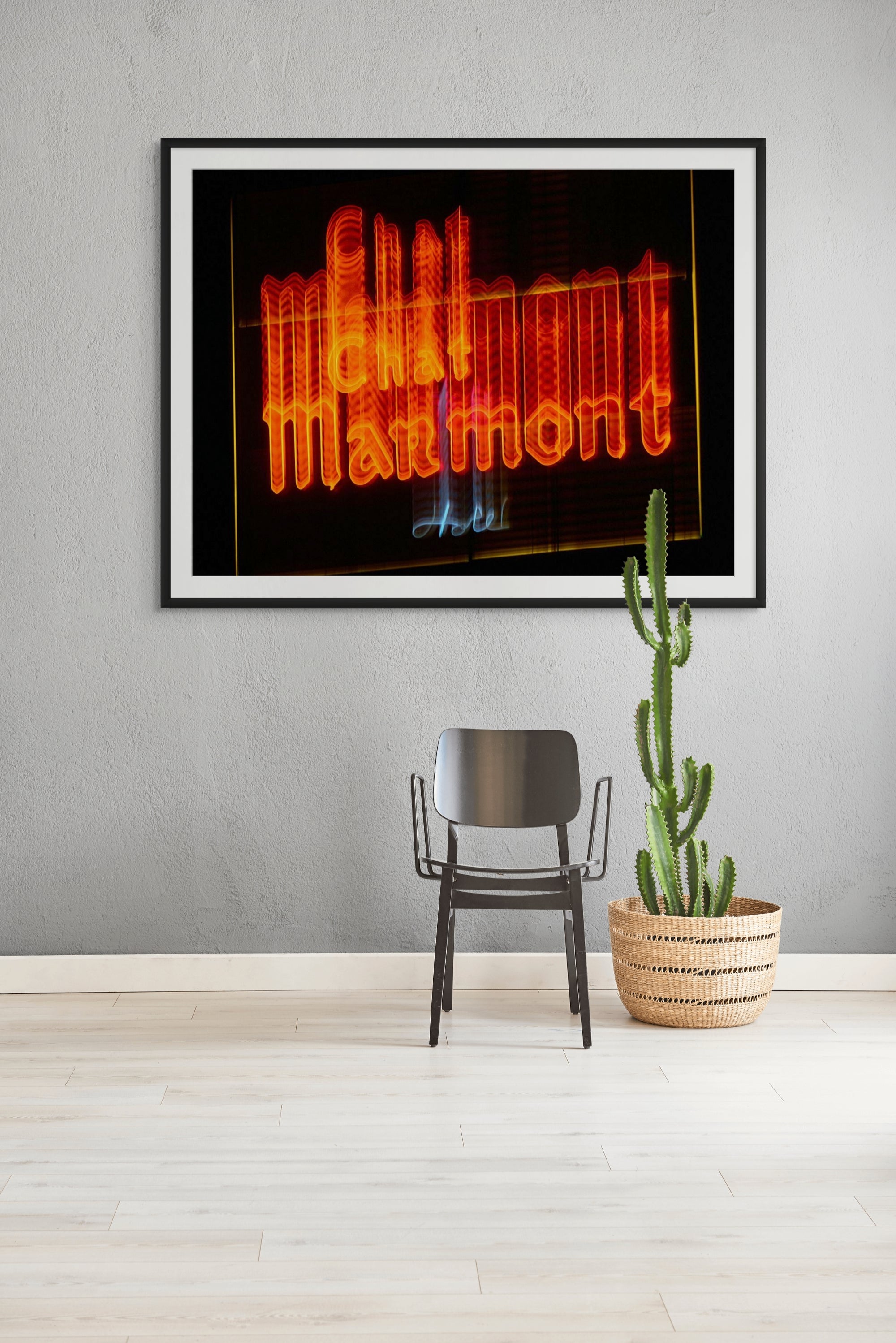 Chat Marmont Neon